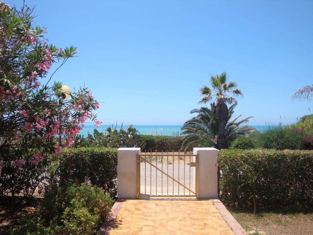 Cala Vigliena Il Sole Negli Occhi Villa Punta Braccetto Rum bild